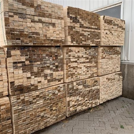 亿展木业 木理优美 强度佳 耐久性高 钉着力强 进口木方定制
