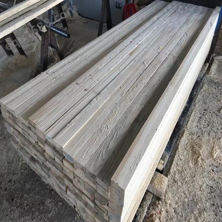 亿展木业建筑工程木方 4*9工地方木白松原木型材 按需定制